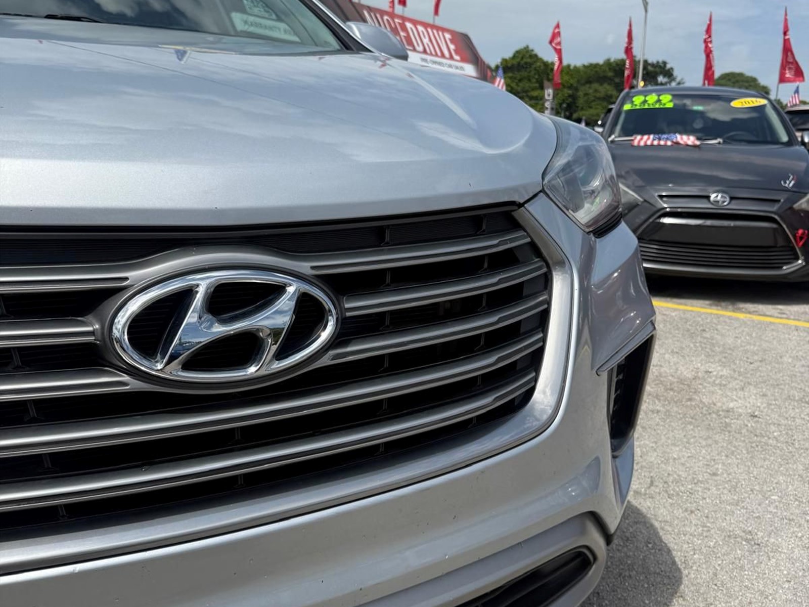 2017 HYUNDAI Santa Fe in Miami, FL