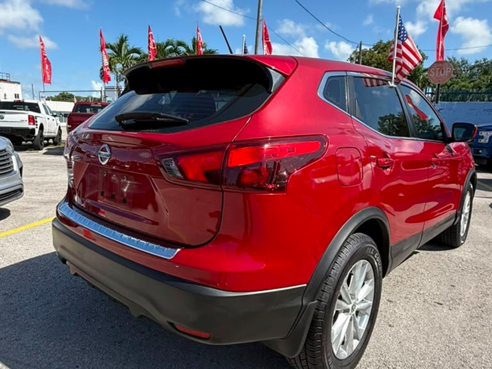 2018 NISSAN Rogue Sport in Miami, FL