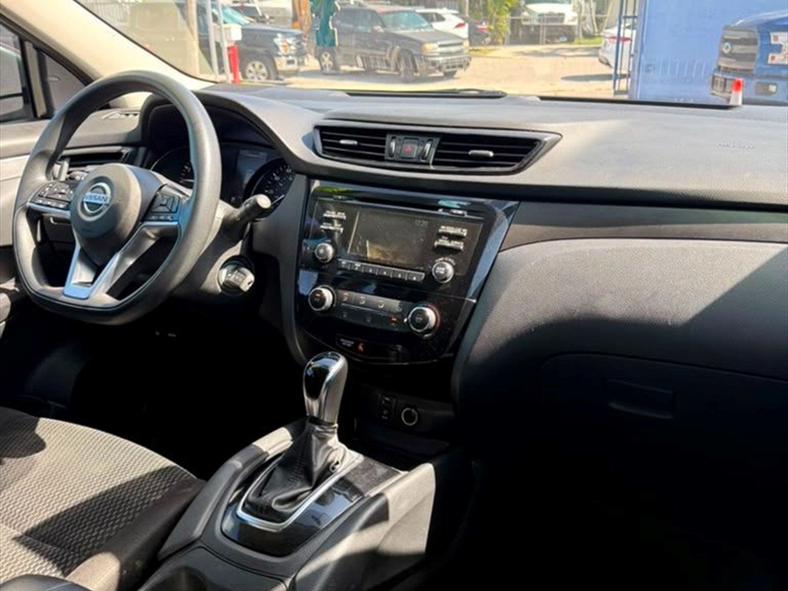 2018 NISSAN Rogue Sport in Miami, FL