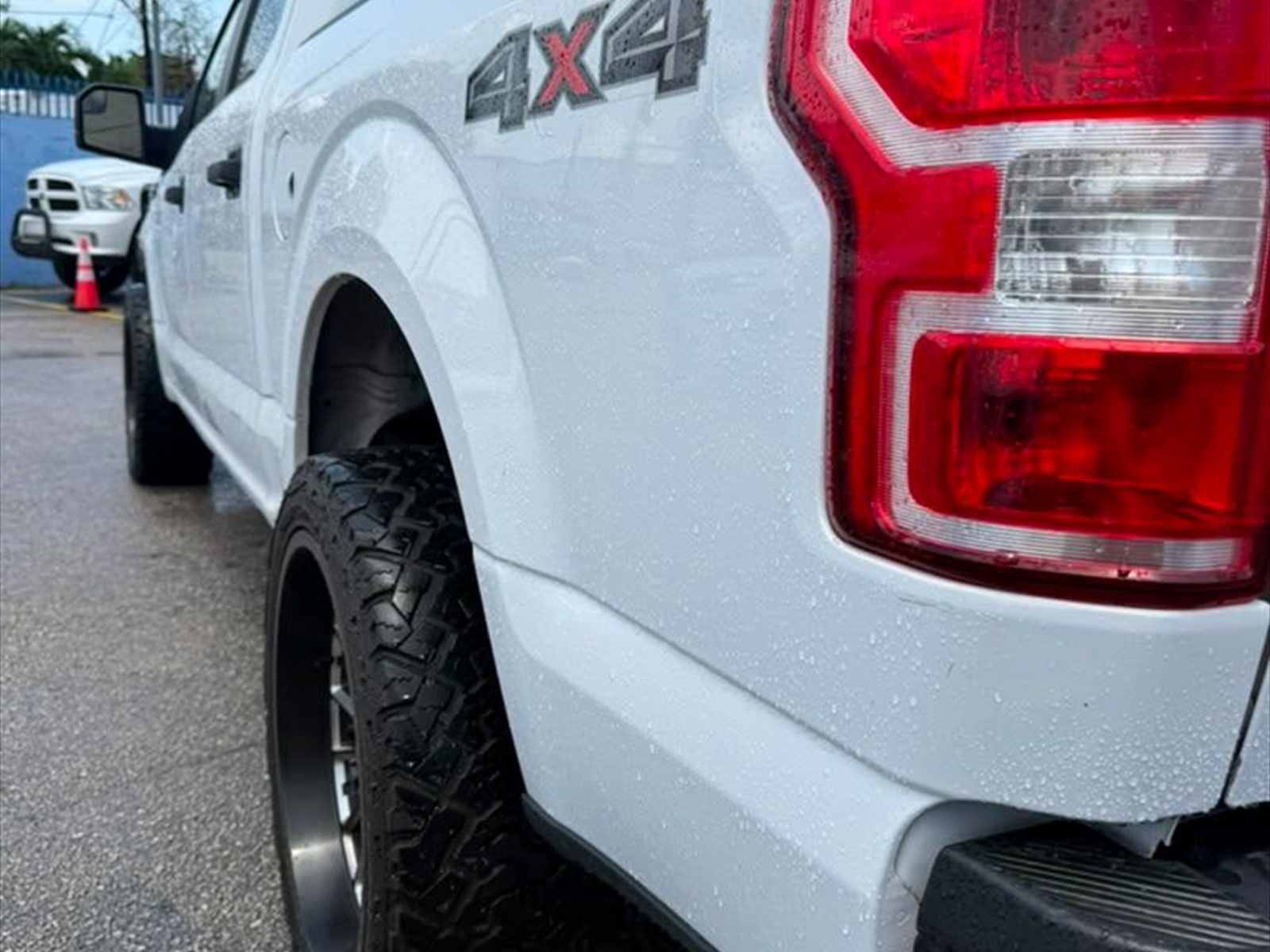 2019 FORD F-150 in Miami, FL