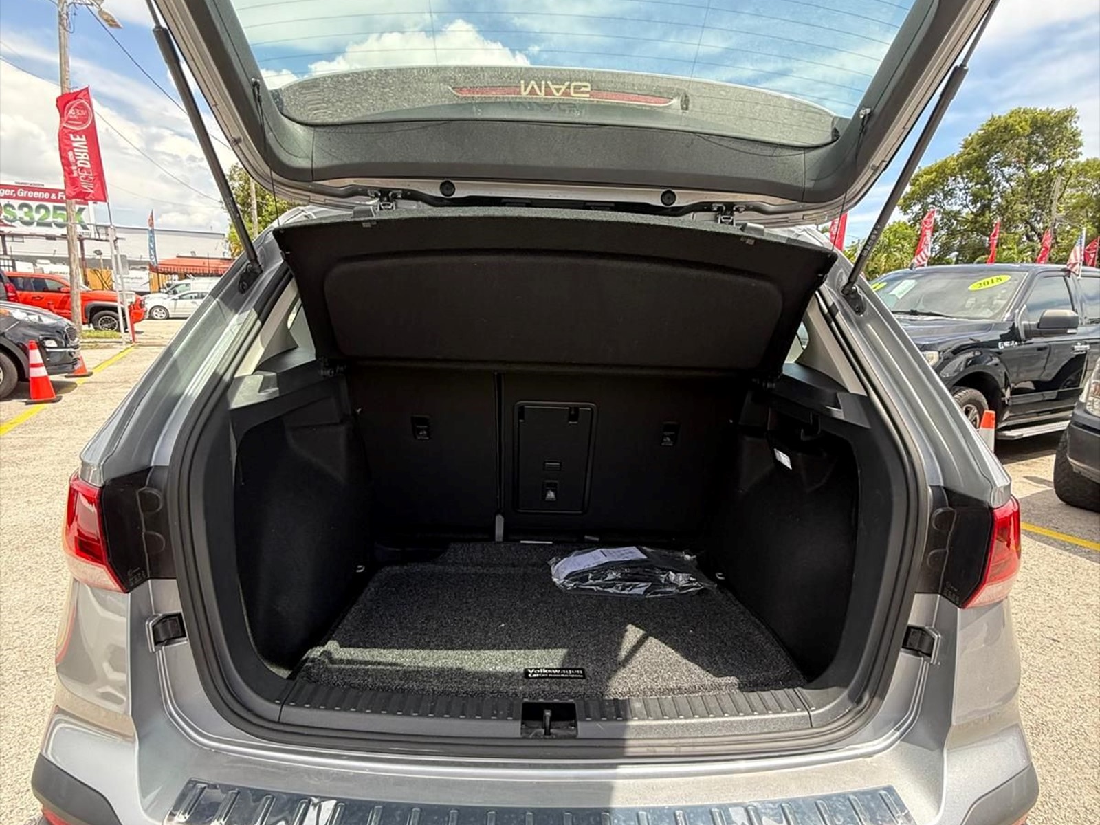 2024 VOLKSWAGEN Taos in Miami, FL