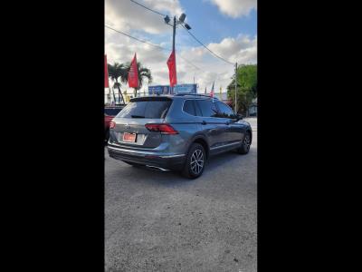 2018 VOLKSWAGEN Tiguan in Miami, FL