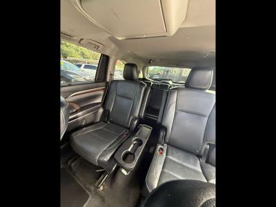 2016 TOYOTA Highlander in Miami, FL