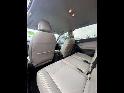 2018 VOLKSWAGEN Tiguan in Miami, FL