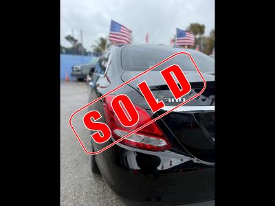 2016 MERCEDES-BENZ C-Class in Miami, FL