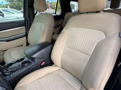 2016 FORD Explorer in Miami, FL