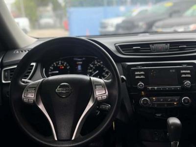 2016 NISSAN Rogue in Miami, FL
