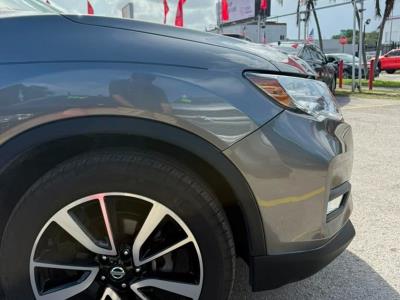 2017 NISSAN Rogue in Miami, FL