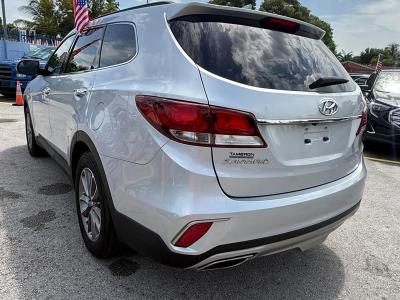 2017 HYUNDAI Santa Fe in Miami, FL
