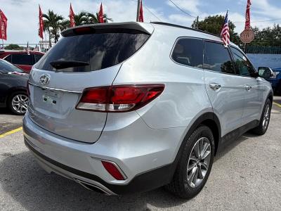 2017 HYUNDAI Santa Fe in Miami, FL