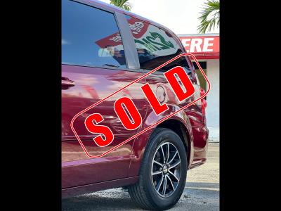 2016 Dodge Grand Caravan in miami, FL