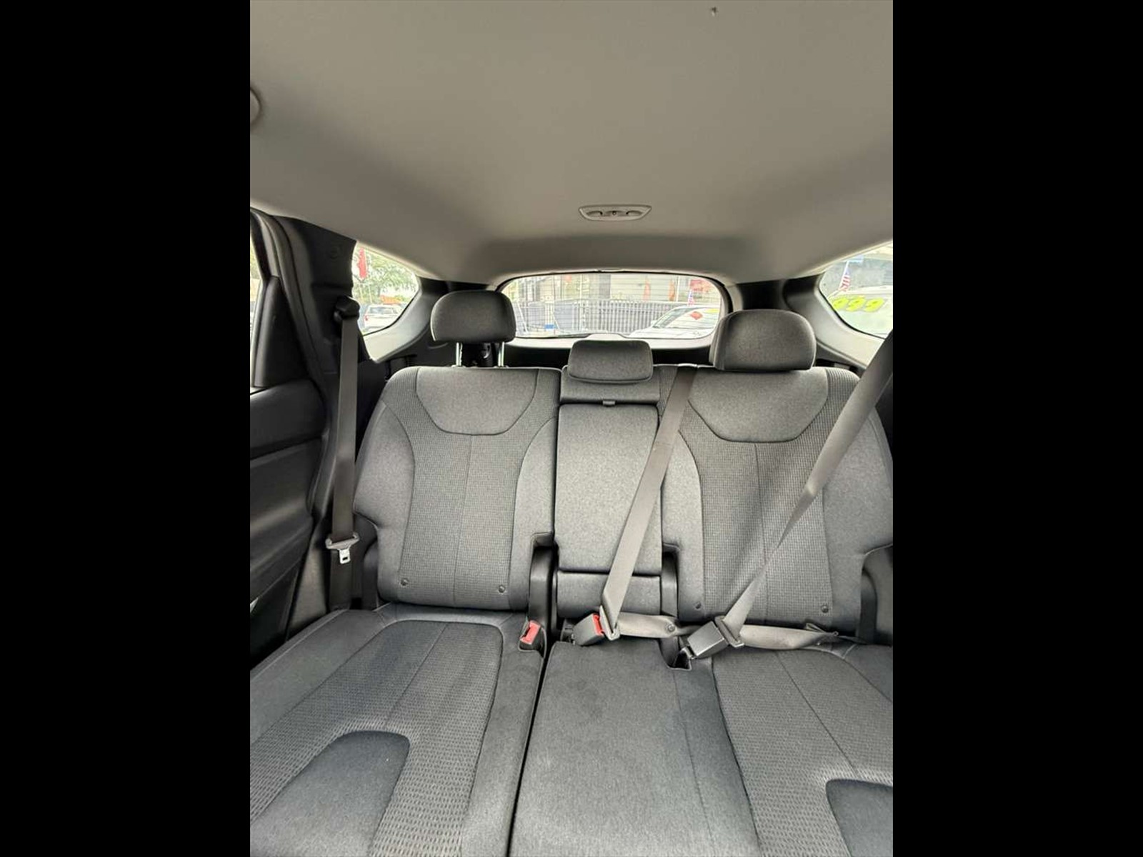 2019 HYUNDAI Santa Fe in Miami, FL