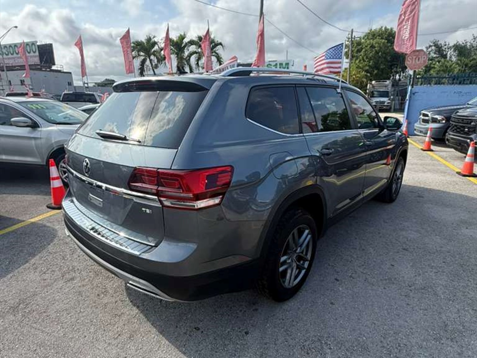 2018 VOLKSWAGEN Atlas in Miami, FL