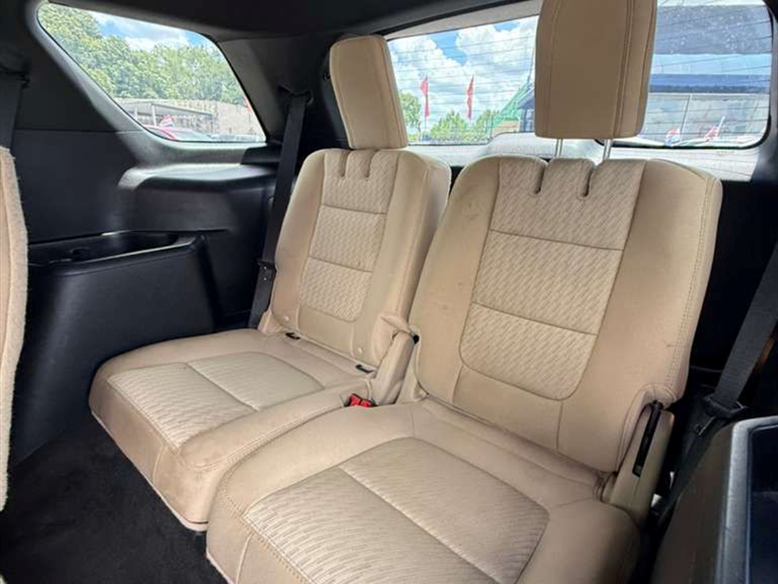 2016 FORD Explorer in Miami, FL