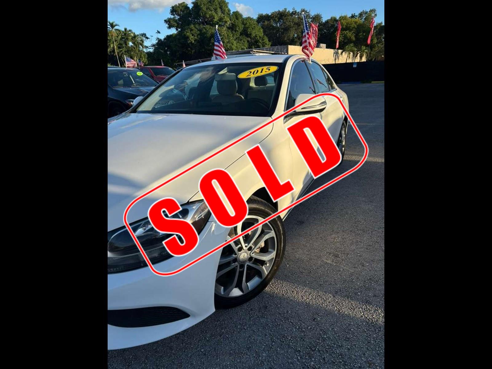 2015 MERCEDES-BENZ C-Class in Miami, FL