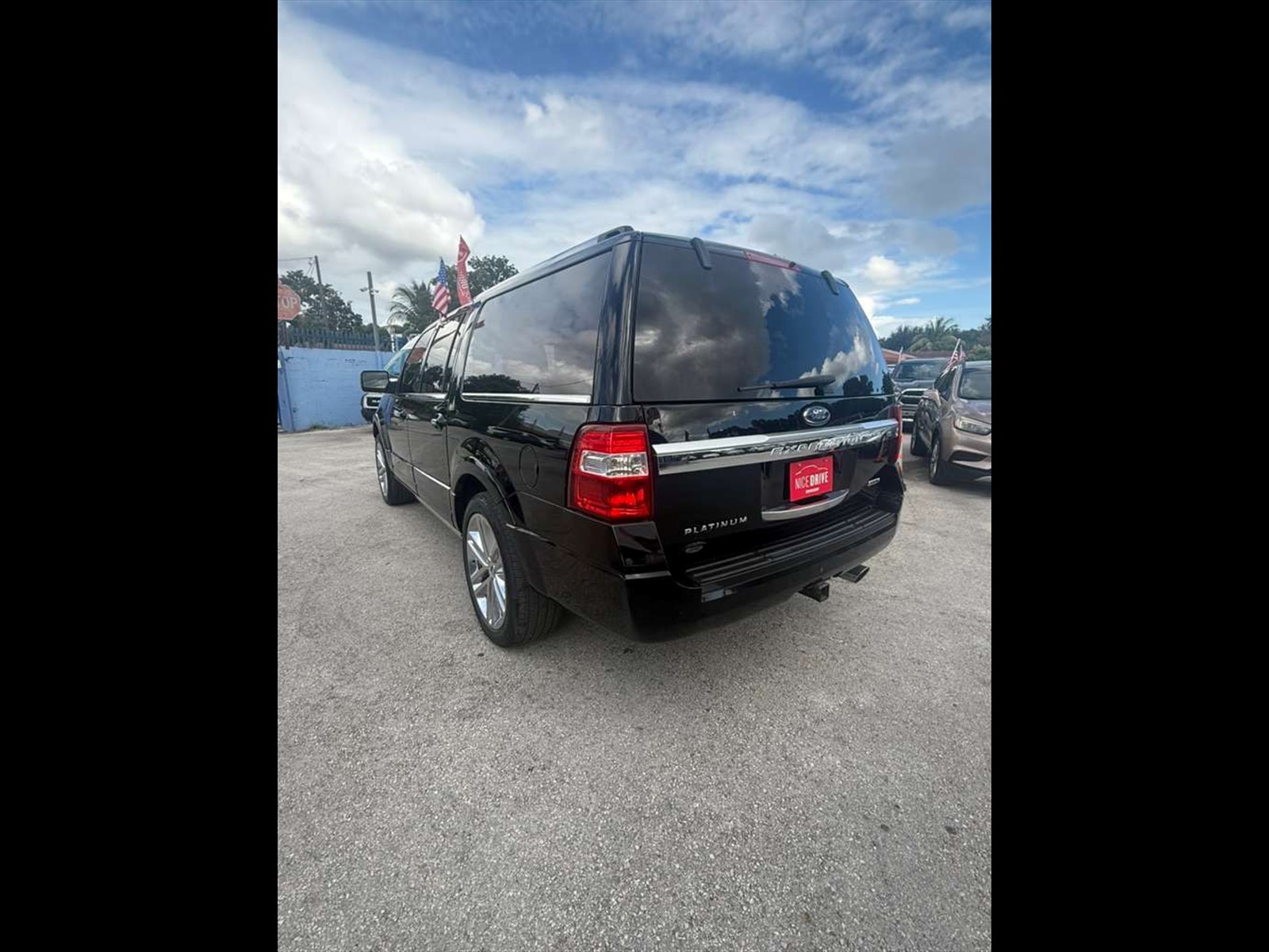 2017 FORD Expedition EL in Miami, FL