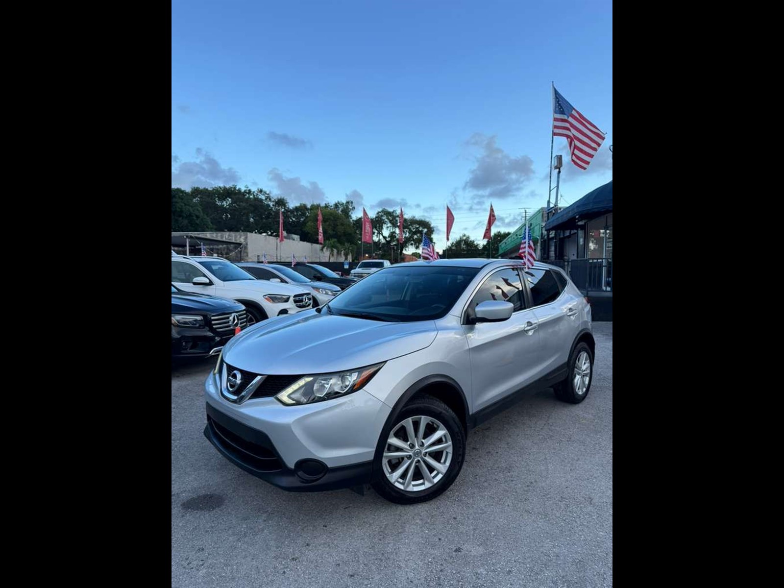 2017 NISSAN Rogue Sport in Miami, FL